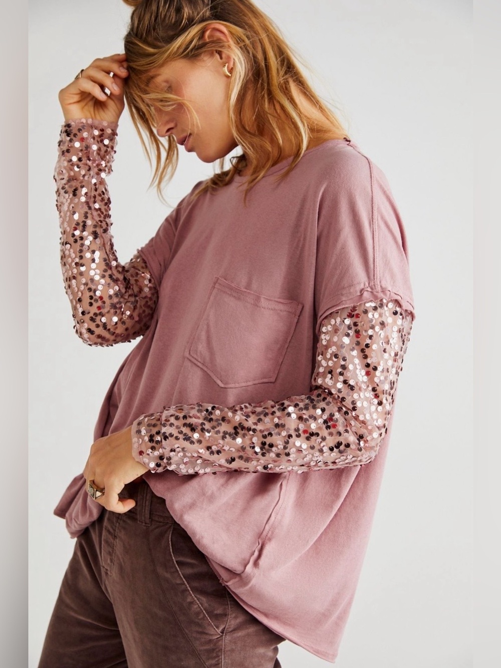 NWT - Free People “Celine” T-Shirt w. Sequinned Detail in “Lavender Shadows” - Picture 2 of 14